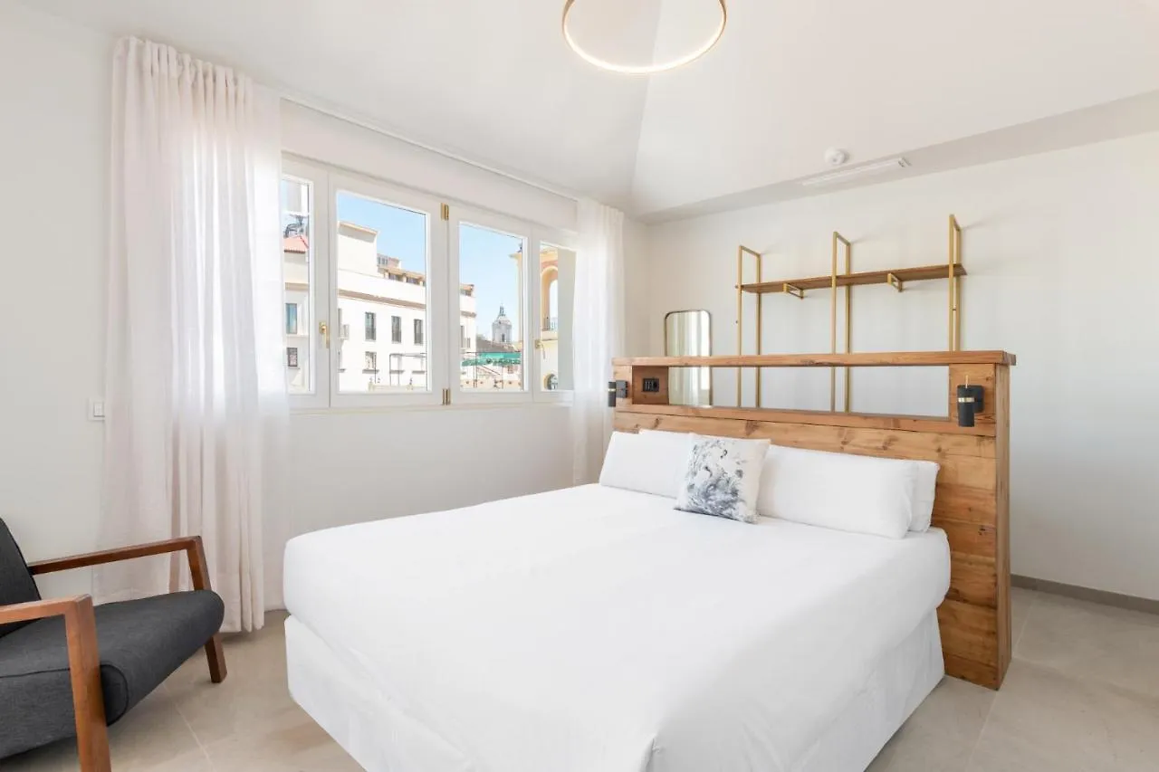 Be Mate Malaga Centro Apartment 0*,