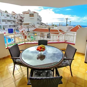 https://diamond-apartment.tenerifehoteles.net