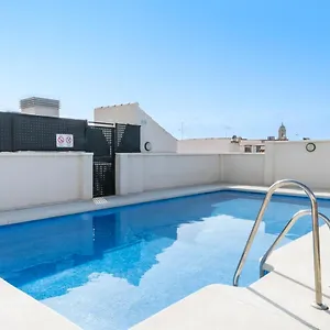  Apartment Picasso With Swimming Pool And Parking In The Center!